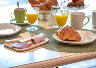 bed and breakfast beaune la dominotte berakfast